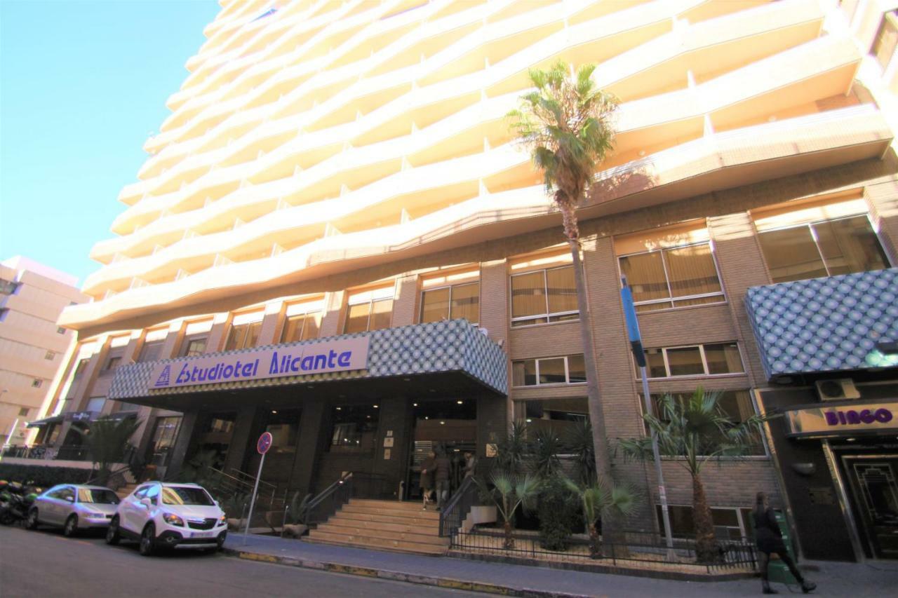 Estudio De Lujo Casaturis En El Corazon De Alicante A114 Exteriör bild