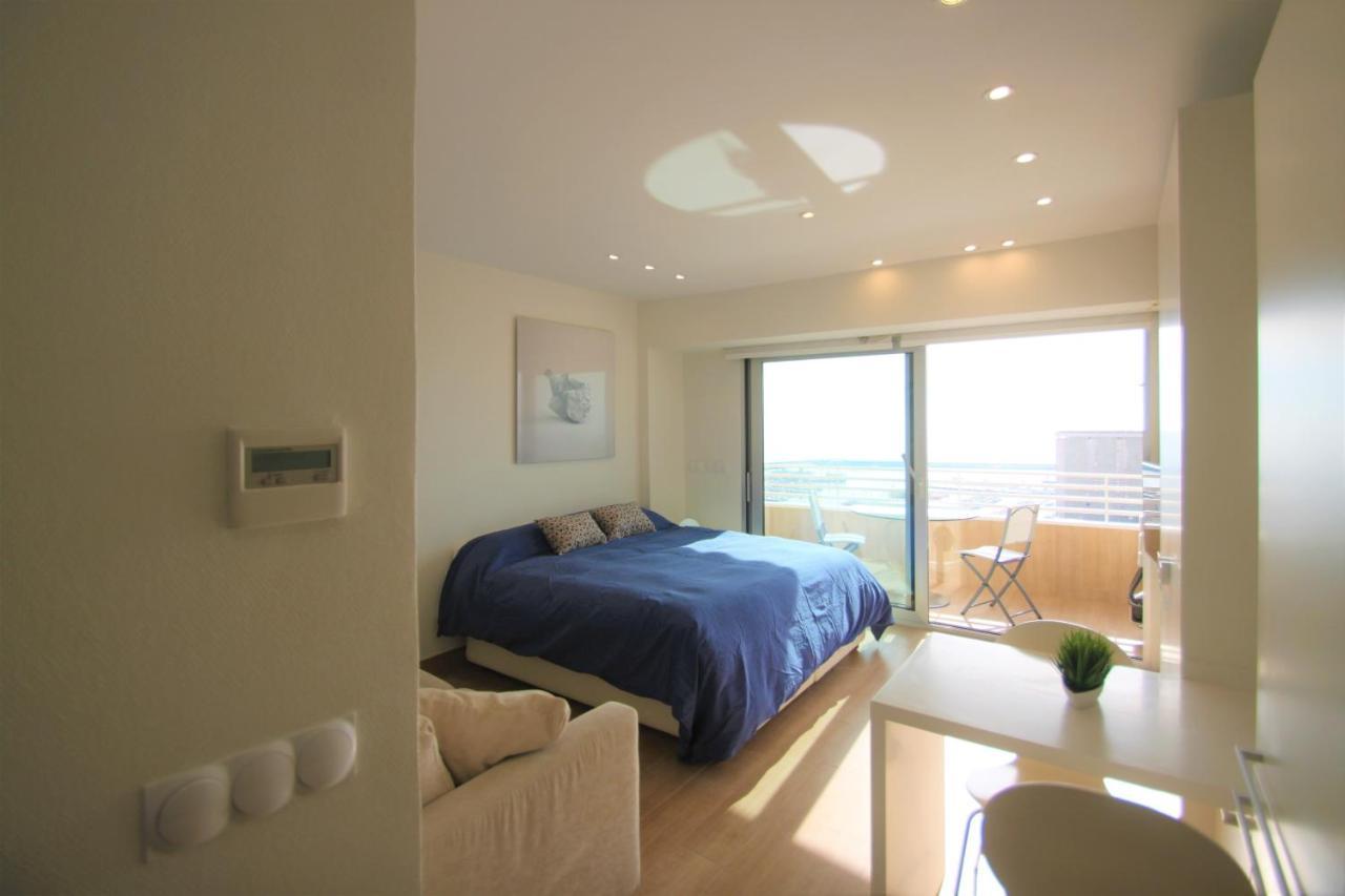 Estudio De Lujo Casaturis En El Corazon De Alicante A114 Exteriör bild