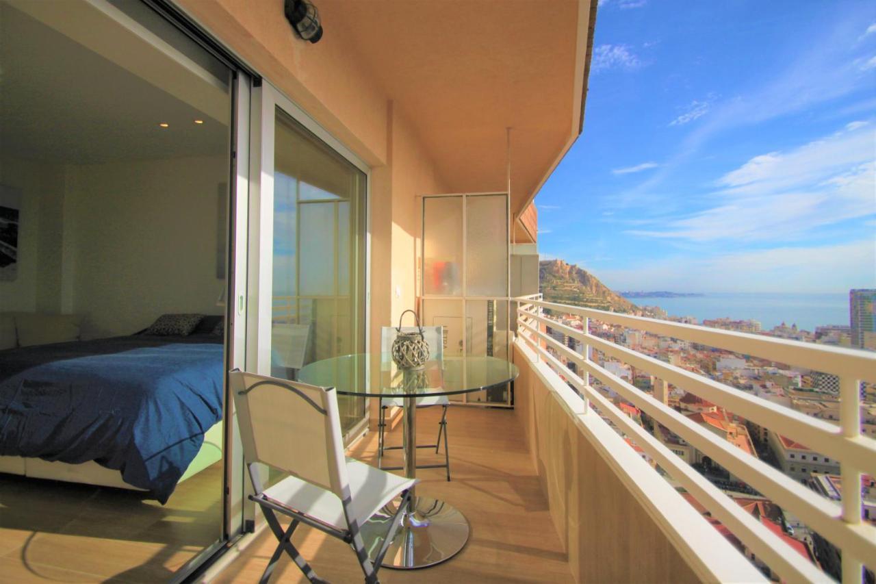 Estudio De Lujo Casaturis En El Corazon De Alicante A114 Exteriör bild
